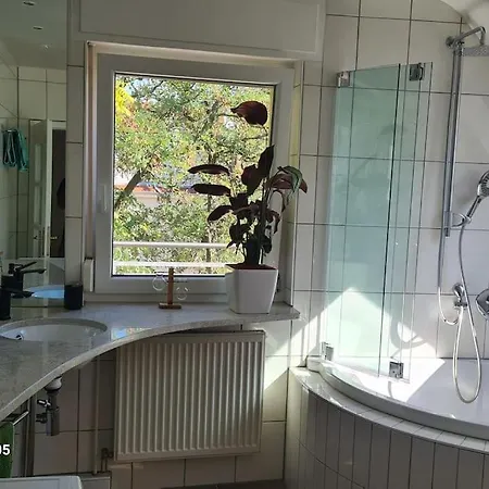 Modernes Mit 3 Zimmern Apartment Karlsruhe