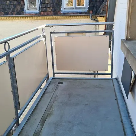 Apartment Modernes Mit 3 Zimmern *